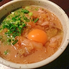 徳島ラーメン風☆豚肉の甘辛煮込みと卵のせラーメン